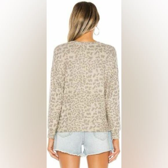Sundry | Anthropologie Leopard Cozy Sweatshirt in Heather Grey Size 1 : Small - Picture 3 of 9